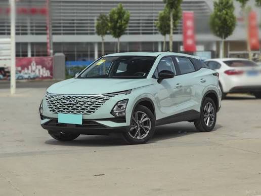 فونیکس FX هنگام عبور از سرعت‌گیر از عقب صدا می‌دهد